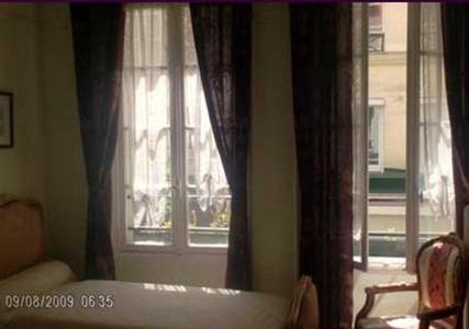 De Lille Louvre Hotel