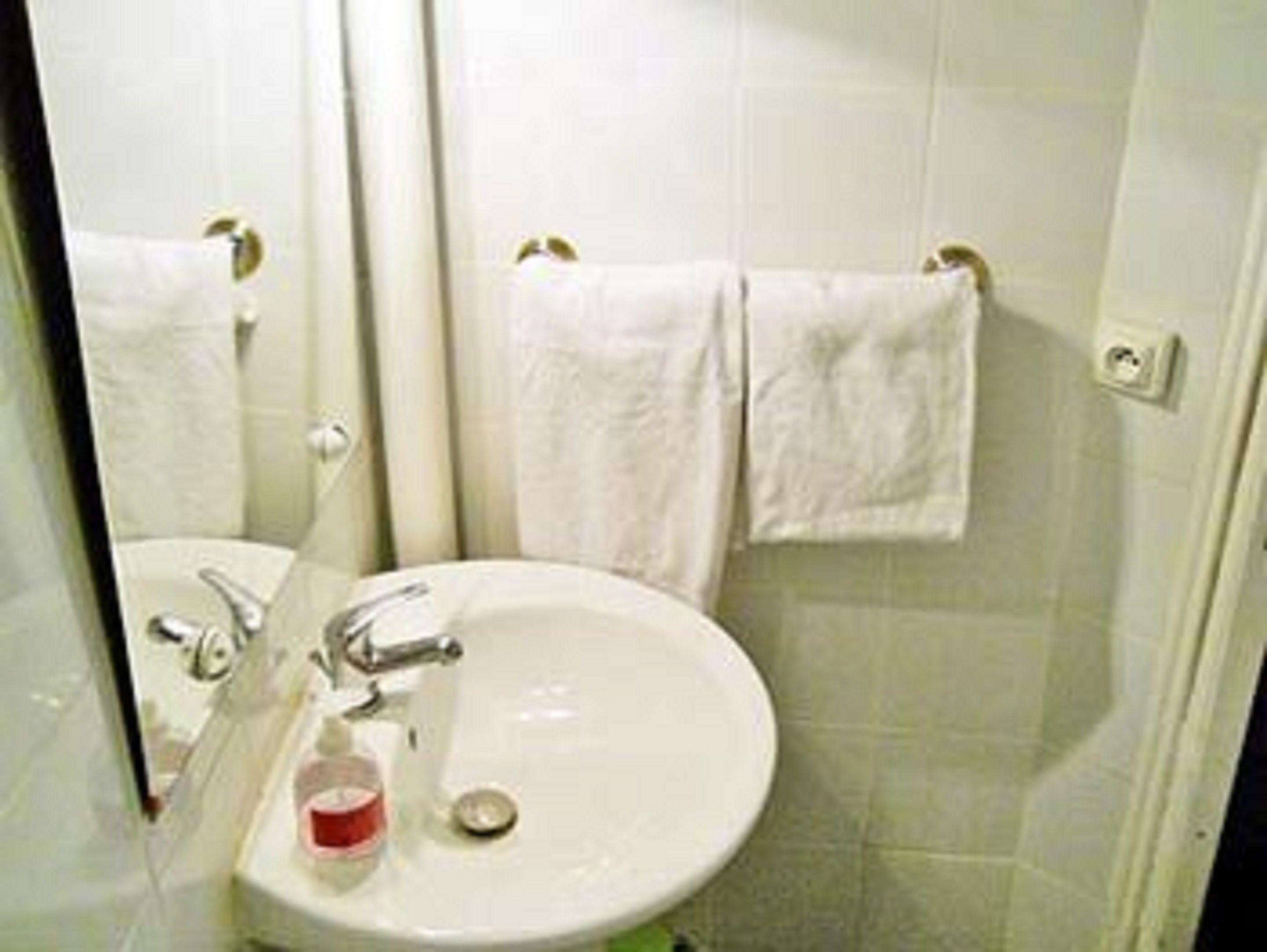 Hotel De Lille Louvre Parigi