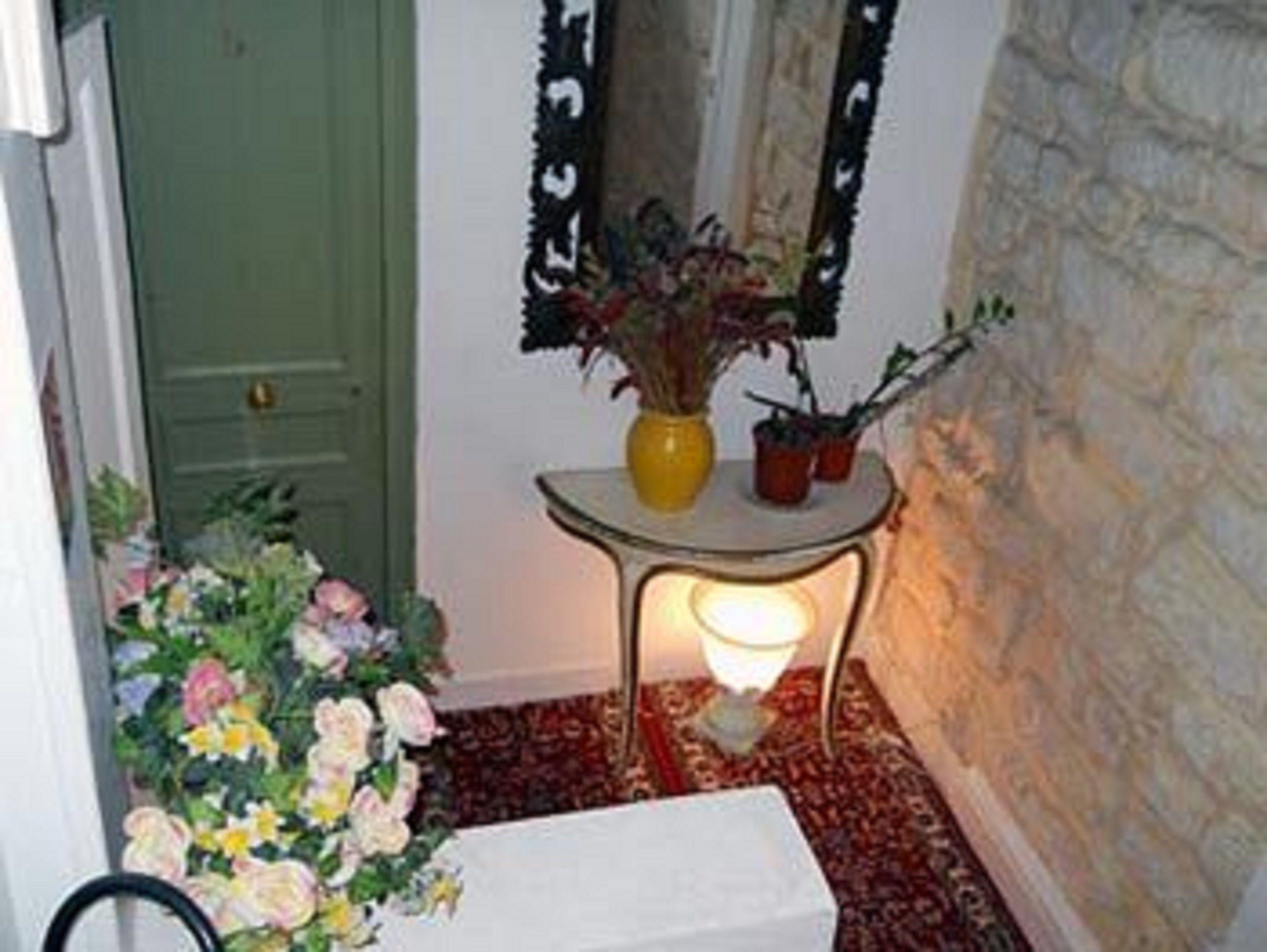 Hotel De Lille Louvre Parigi